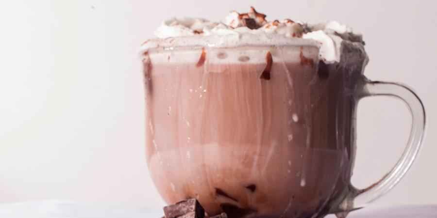 Chocolate Quente Cremoso com Leite de Coco