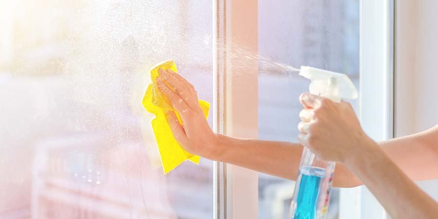 Dicas para a limpeza de janelas de apartamento