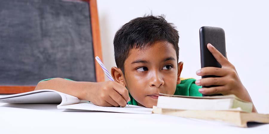 Volta às aulas o papel da tecnologia no apoio ao ensino
